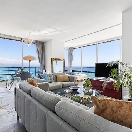 Bright Coastal With Pool Torremolinos