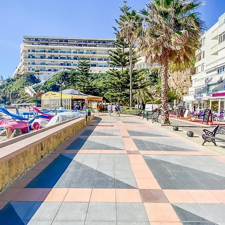 Bright Coastal With Pool Torremolinos
