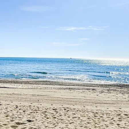 Bright Coastal With Pool Apartment Torremolinos